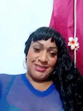 Snapshot of SabrinaColin chatting on February 8, 3:54 am SabrinaColin online show from February 8, 3:54 am