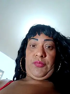 Snapshot of SabrinaColin chatting on February 9, 2:32 pm SabrinaColin online show from February 9, 2:32 pm