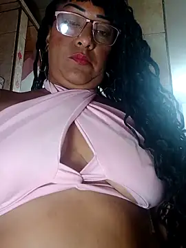 Snapshot of SabrinaColin chatting on March 2, 12:13 am SabrinaColin online show from March 2, 12:13 am