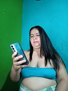 Snapshot of Diana_006 chatting on February 25, 1:10 pm Diana 006 online show from February 25, 1:10 pm