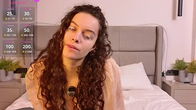 Luna Starlight online show from February 23, 9:12 pm