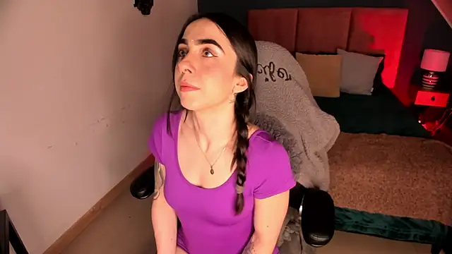 Luna tagliaferri online show from April 10, 8:13 pm