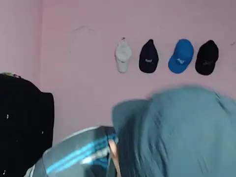 Snapshot of Cronos_Hot_8 chatting on February 17, 9:54 pm Cronos Hot 8 online show from February 17, 9:54 pm