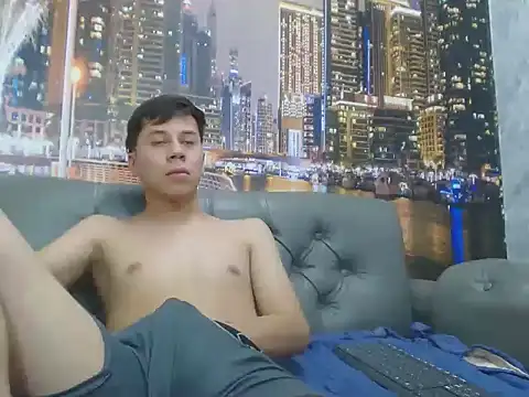 santiago xxxcol online show from March 7, 11:46 pm