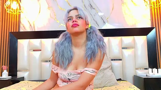 AlanaHouston online show from March 15, 4:29 am