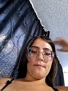 Snapshot of the_lagoon_girl chatting on February 17, 8:59 pm the lagoon girl online show from February 17, 8:59 pm