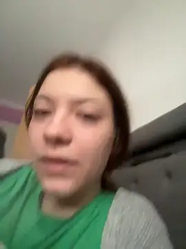 Snapshot of SofieKayla chatting on February 9, 10:30 am SofieKayla online show from February 9, 10:30 am