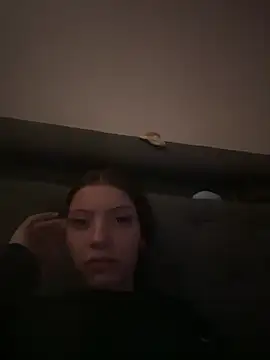 Snapshot of SofieKayla chatting on February 19, 9:11 pm SofieKayla online show from February 19, 9:11 pm