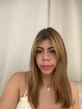 Snapshot of abyyhills chatting on February 10, 4:38 am abyyhills online show from February 10, 4:38 am