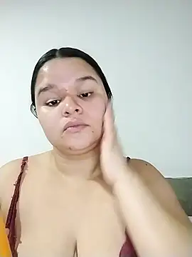 SamanthaStonee online show from March 22, 8:45 pm