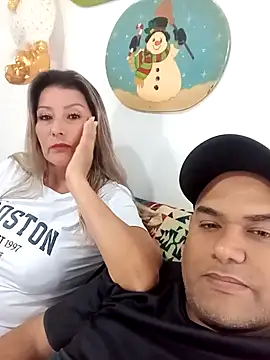 wessAndSandri online show from March 6, 8:05 pm