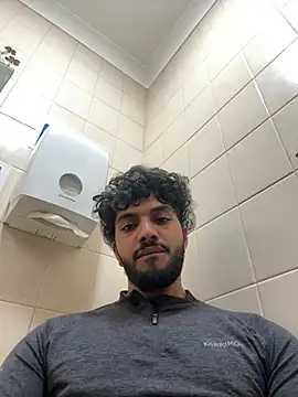 Snapshot of Sloppyking6969 chatting on February 21, 2:56 am Sloppyking6969 online show from February 21, 2:56 am