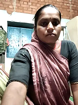 Snapshot of Gungun_thakur chatting on July 10, 3:36 pm Gungun thakur online show from July 10, 3:36 pm