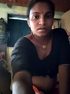 Snapshot of Gungun_thakur chatting on July 15, 5:02 am Gungun thakur online show from July 15, 5:02 am