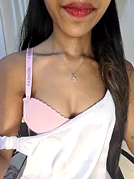 Snapshot of Niharika_02 chatting on April 2, 7:00 pm Niharika 02 online show from April 2, 7:00 pm