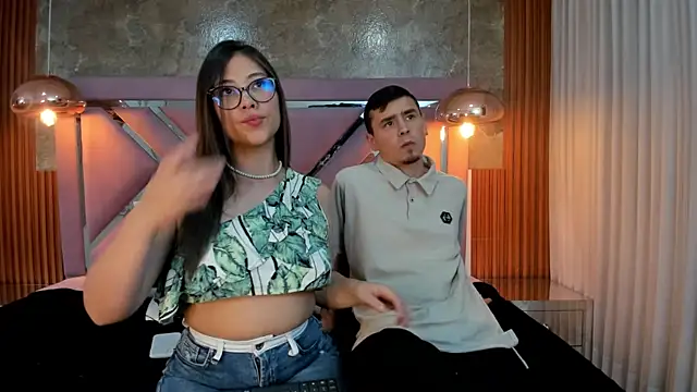 ChloeandAdam online show from March 24, 3:11 am