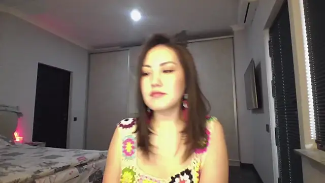 EllieSoft online show from April 7, 7:09 am