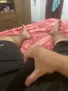 Snapshot of br15portuga chatting on February 21, 6:47 am br15portuga online show from February 21, 6:47 am