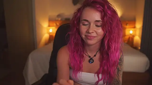 Snapshot of Sarah_Pink chatting on June 28, 2:23 pm Sarah Pink online show from June 28, 2:23 pm
