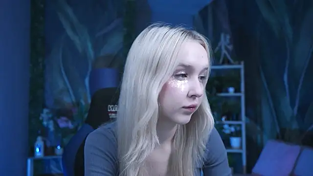 Snapshot of MaoqiBeverly chatting on March 2, 5:09 pm MaoqiBeverly online show from March 2, 5:09 pm