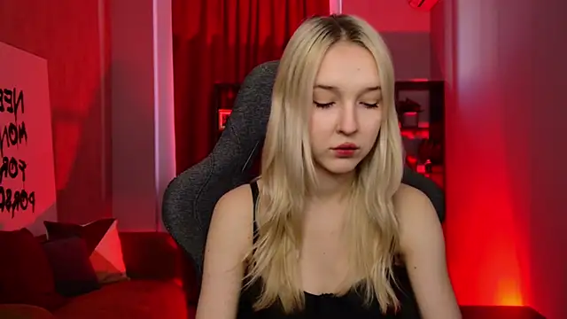 MaoqiBeverly online show from March 14, 7:47 am