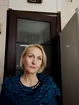 Snapshot of MichelleSolis chatting on February 2, 3:11 pm MichelleSolis online show from February 2, 3:11 pm