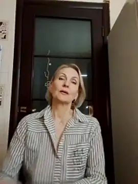 MichelleSolis online show from March 18, 7:50 pm