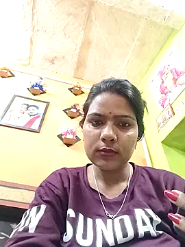 Snapshot of Nisha_011 chatting on February 3, 3:48 am Nisha 011 online show from February 3, 3:48 am