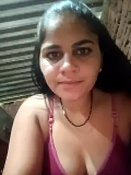 Snapshot of Nisha_011 chatting on February 8, 5:11 am Nisha 011 online show from February 8, 5:11 am