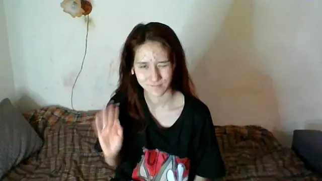 NickiKisinger online show from April 15, 5:14 am