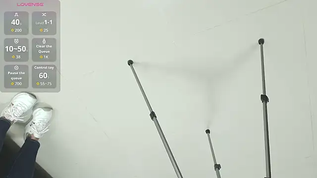 Snapshot of Karla_94 chatting on February 15, 11:41 am Karla 94 online show from February 15, 11:41 am