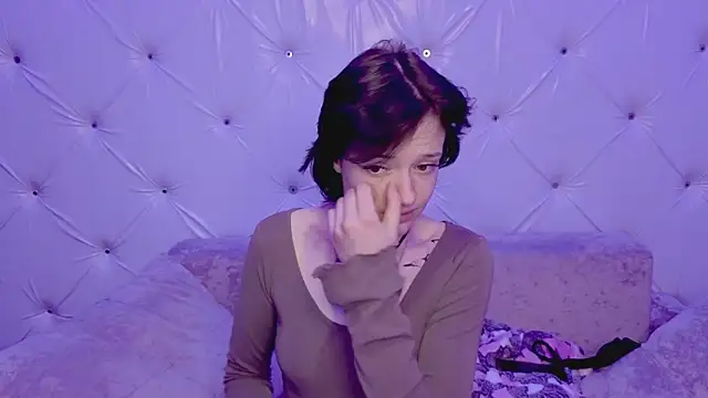 Snapshot of Svenaa_Kopnie chatting on February 15, 7:51 am Svenaa Kopnie online show from February 15, 7:51 am