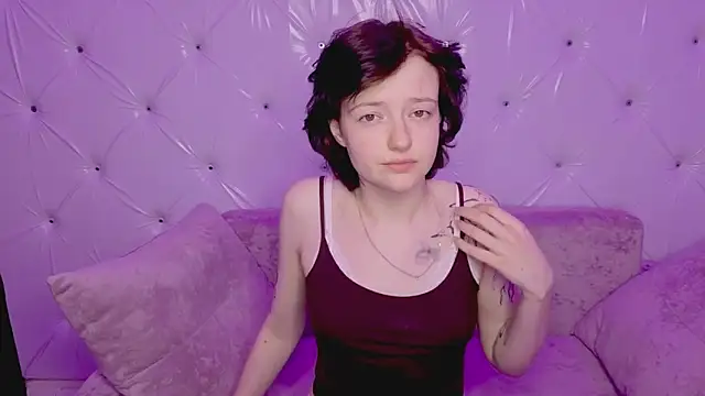 Snapshot of Svenaa_Kopnie chatting on February 24, 10:46 am Svenaa Kopnie online show from February 24, 10:46 am