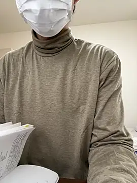 Snapshot of K0U-123 chatting on February 25, 3:05 am K0U-123 online show from February 25, 3:05 am