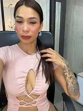 Snapshot of SofiaRivero chatting on February 15, 8:16 pm SofiaRivero online show from February 15, 8:16 pm