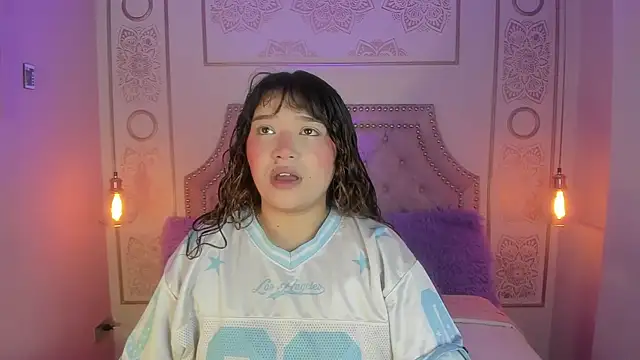 Honny Blaice  online show from April 11, 11:58 am