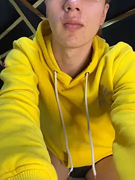 Snapshot of AlexanderCollman2 chatting on February 2, 7:29 am AlexanderCollman2 online show from February 2, 7:29 am