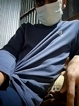 Snapshot of piash111 chatting on February 3, 7:19 pm piash111 online show from February 3, 7:19 pm