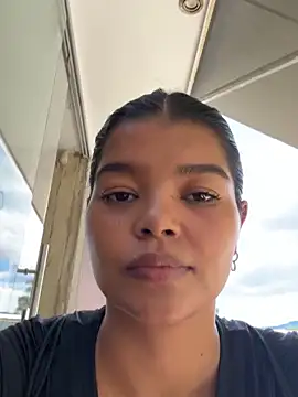 moonhelen online show from May 26, 6:26 pm