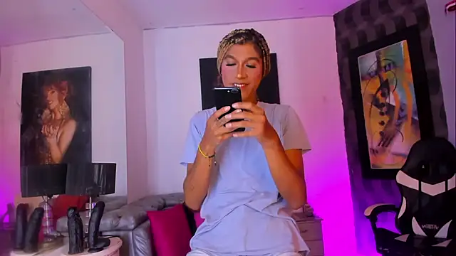 Ciara HotTs online show from May 22, 11:49 am