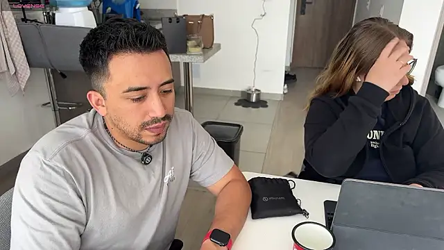 Snapshot of Sofii_n_Diego chatting on February 4, 4:35 pm Sofii n Diego online show from February 4, 4:35 pm