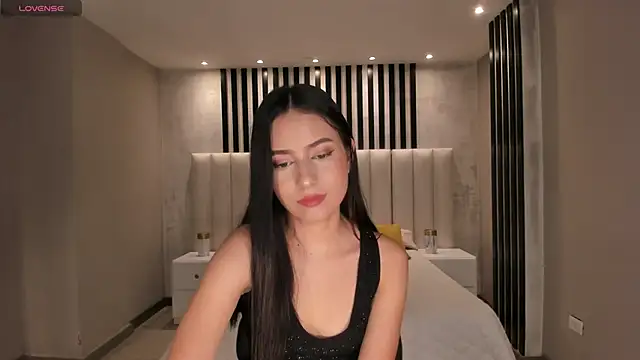 LucieMartin online show from March 28, 7:35 pm