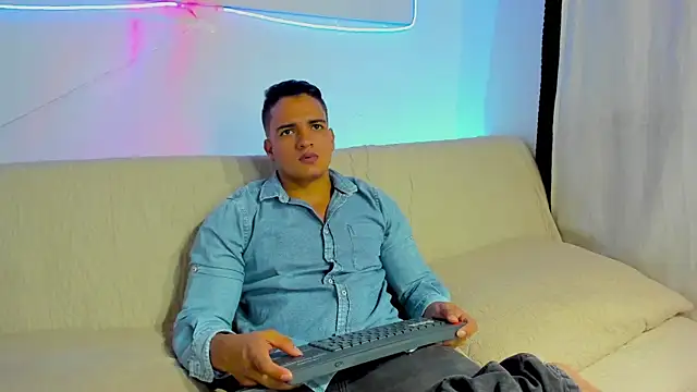 jhon nicolas online show from March 1, 10:01 pm