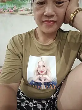 Snapshot of baby_112233 chatting on July 7, 7:34 am baby 112233 online show from July 7, 7:34 am