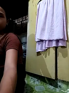 WildJennifercum online show from March 24, 6:29 am