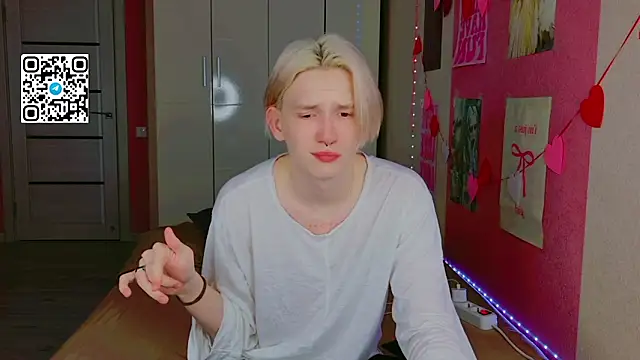 Ron Vilss online show from March 13, 8:26 pm