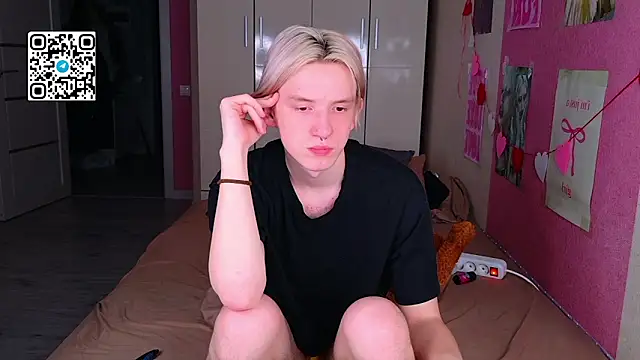 Ron Vilss online show from March 27, 1:33 pm