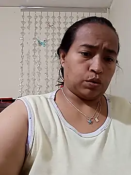 Snapshot of BustySexy_Nataly chatting on May 12, 5:26 am BustySexy Nataly online show from May 12, 5:26 am
