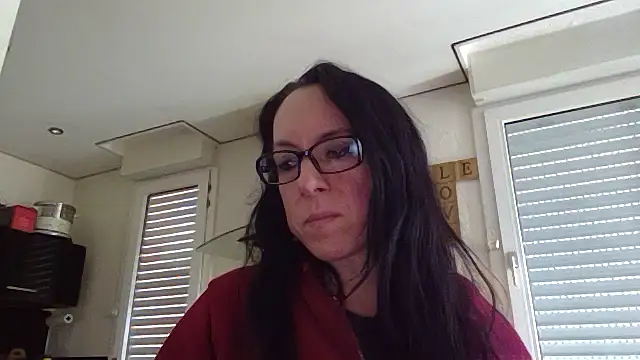 Snapshot of FITGIRL-MAEVA chatting on February 22, 11:42 am FITGIRL-MAEVA online show from February 22, 11:42 am