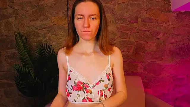 KristineValbuena online show from February 6, 1:54 am